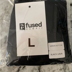 BNWT Fused Hawaii Manini Bottom in Black Lava